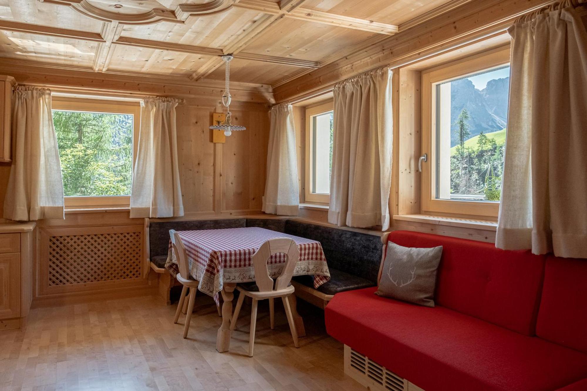 サン・マルティーノ・イン・バディーアCiasa Iachin - Dolomites Dream Retreatアパートメント エクステリア 写真